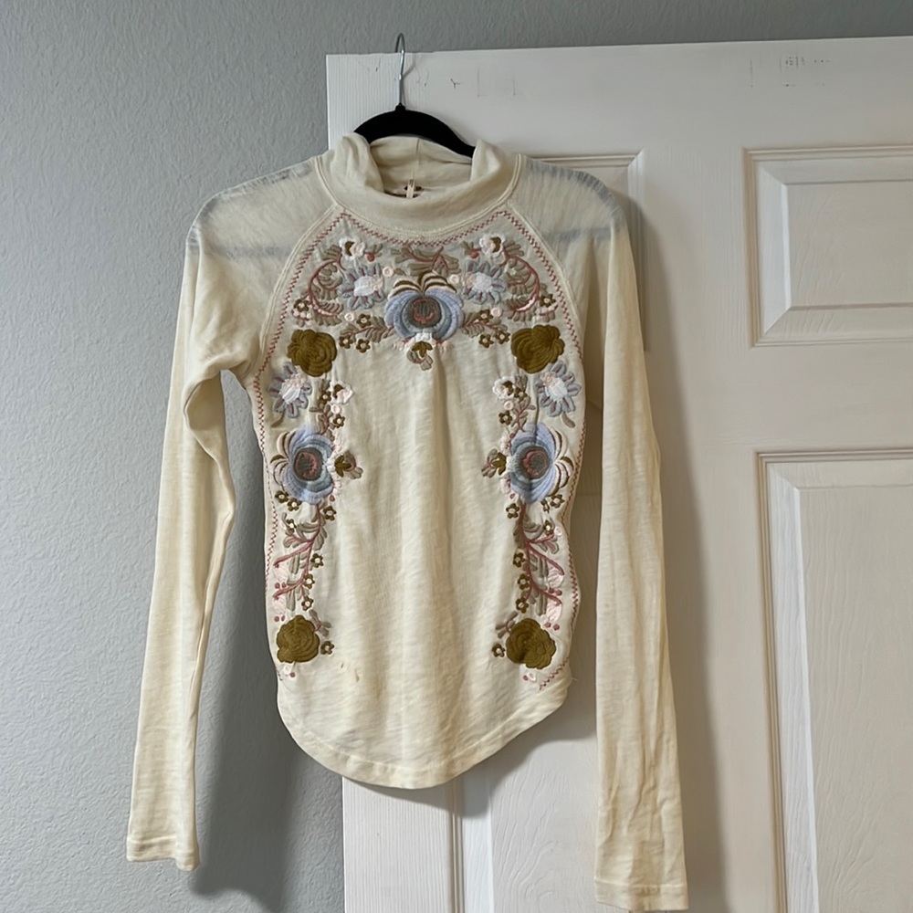 Free People floral long sleeve